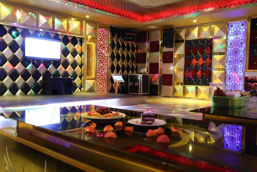 Muong Thanh Grand Quang Tri Hotel Bagian luar foto