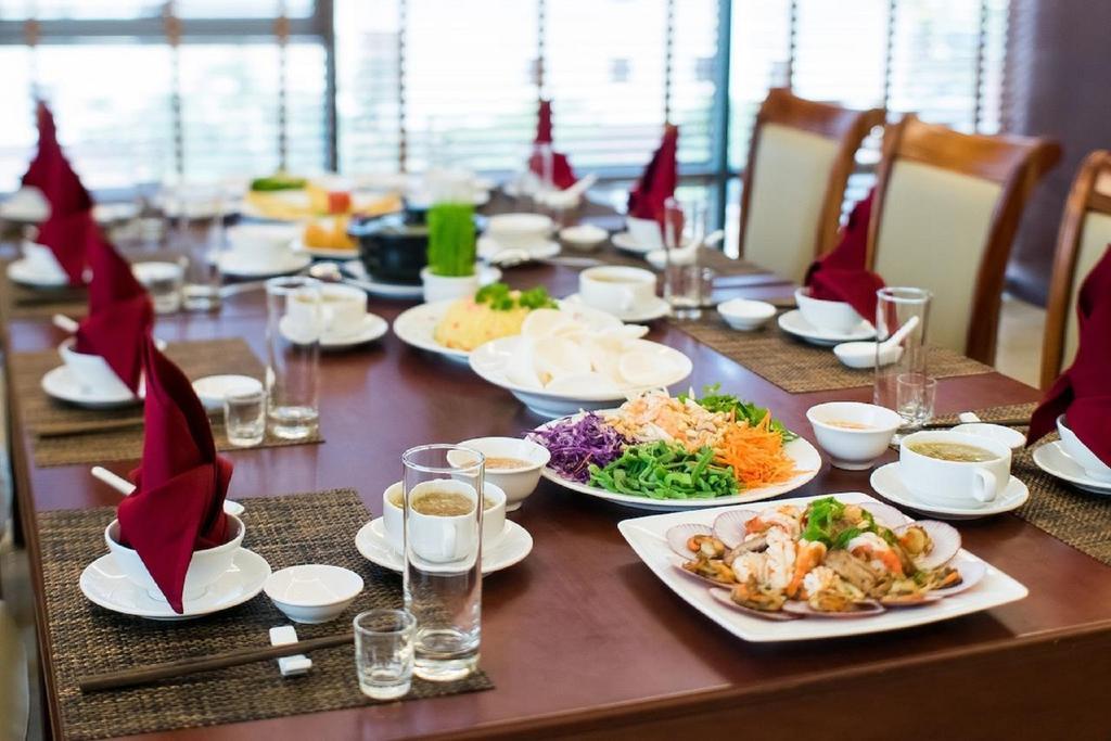 Muong Thanh Grand Quang Tri Hotel Bagian luar foto