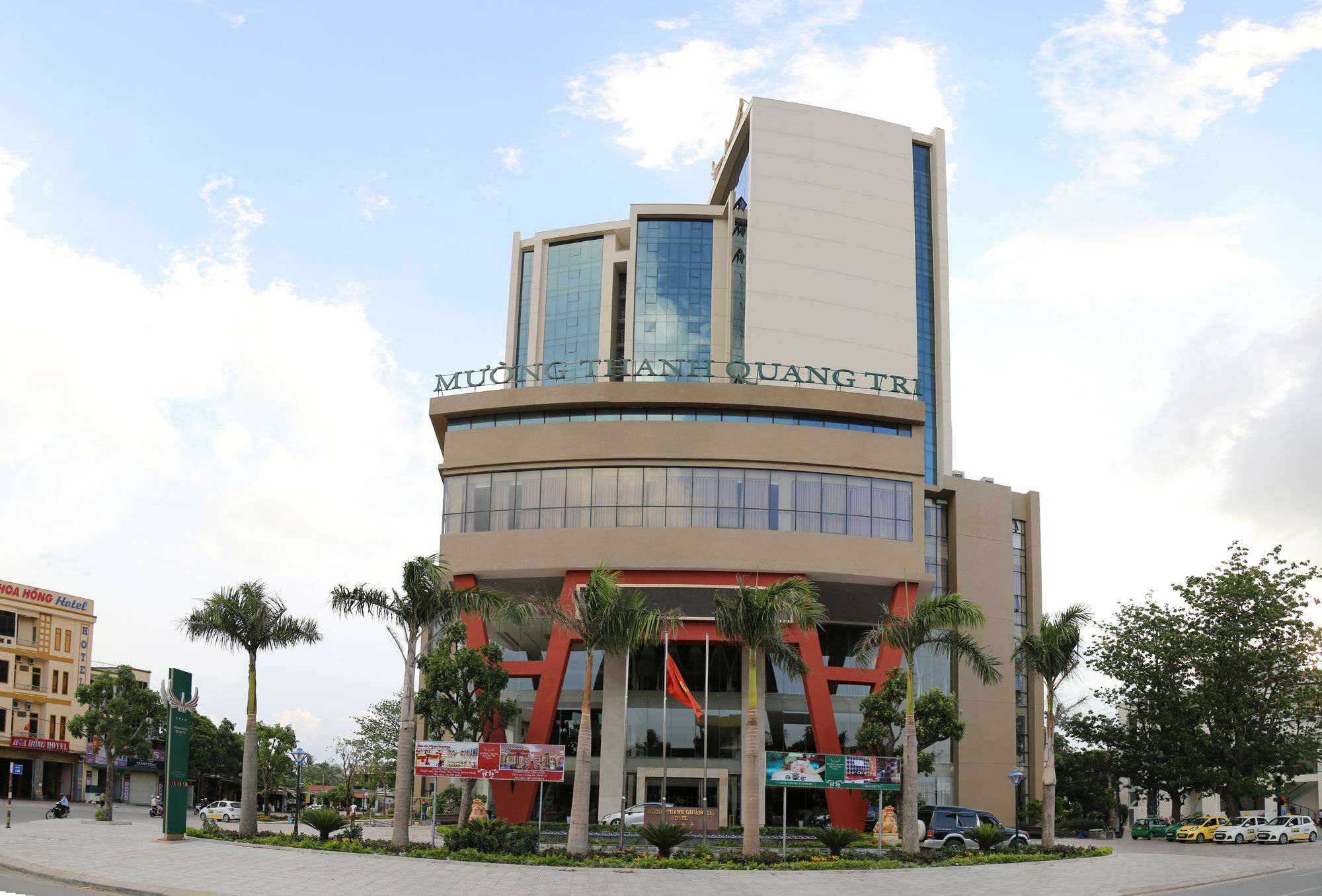 Muong Thanh Grand Quang Tri Hotel Bagian luar foto